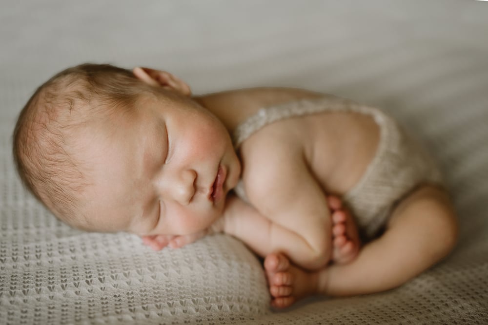 Image of BLACK FRIDAY SALE newborn session ($800 value)
