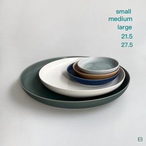 Yumiko Iihoshi Porcelain ReIRABO round plate 21.5