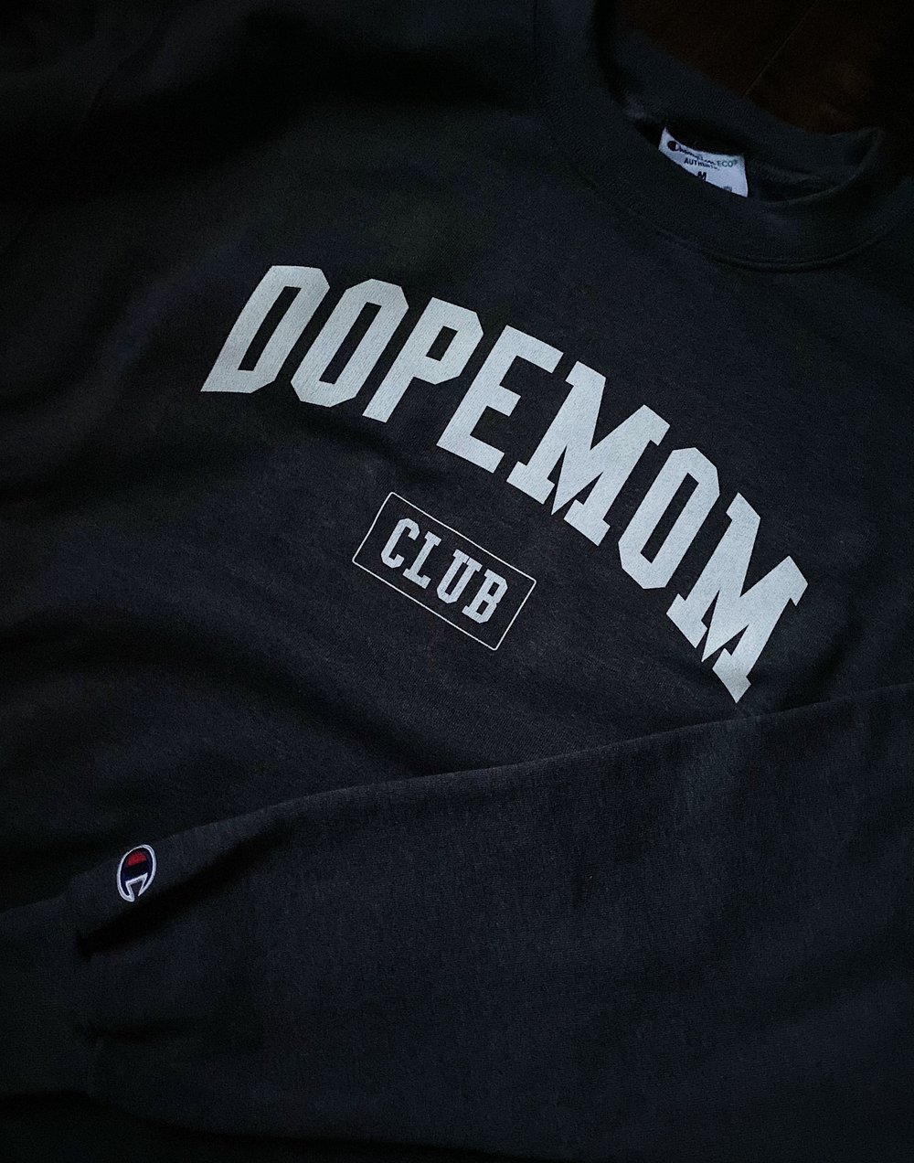 Image of DOPEMOMCLUB CREWNECK