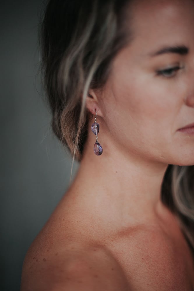 Image of Polished Amethyst Drop Earrings