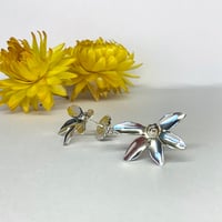 Image 2 of Flirty fan flower stud earring