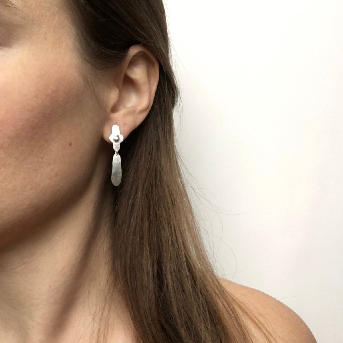 Image of mini pare earring 