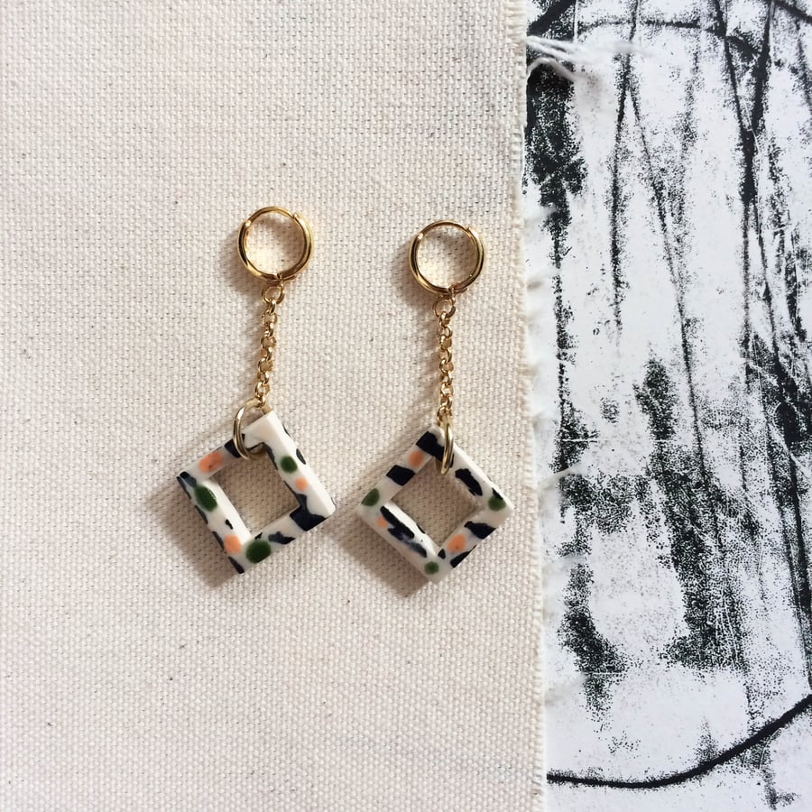 Image of Hollow square drop earrings 