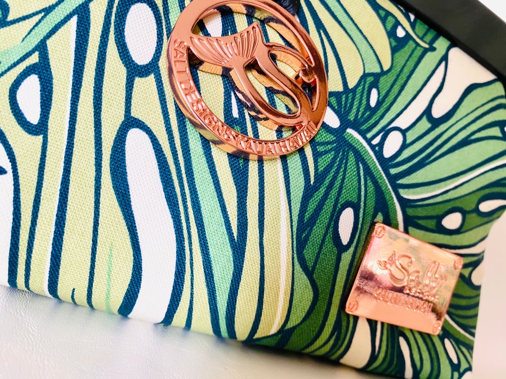 Image of MONSTERA TAHITIAN WALLET 