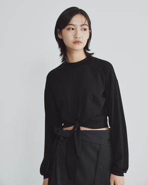 Image of TRAN - 高領短版綁帶上衣 (黑)