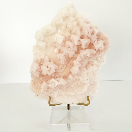 Image of Pink Halite no.45 + Lucite and Brass Stand