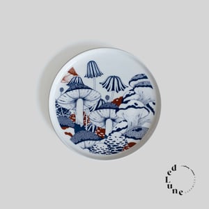 Image of Fungi Plate / Midnight 7.5"