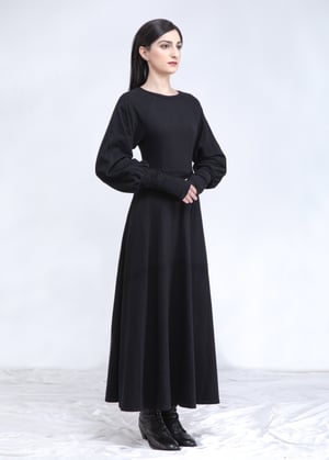 Image of Black Maxi Dress With Balloon Sleeve