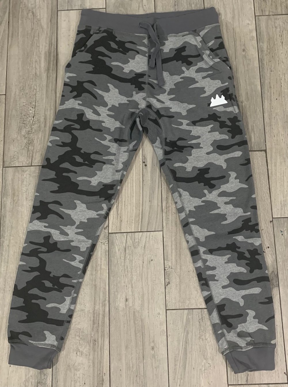 level 99 camo jogger