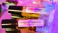 Image 5 of ROSE GOLD QUARTZ THERAPY LIP OIL 