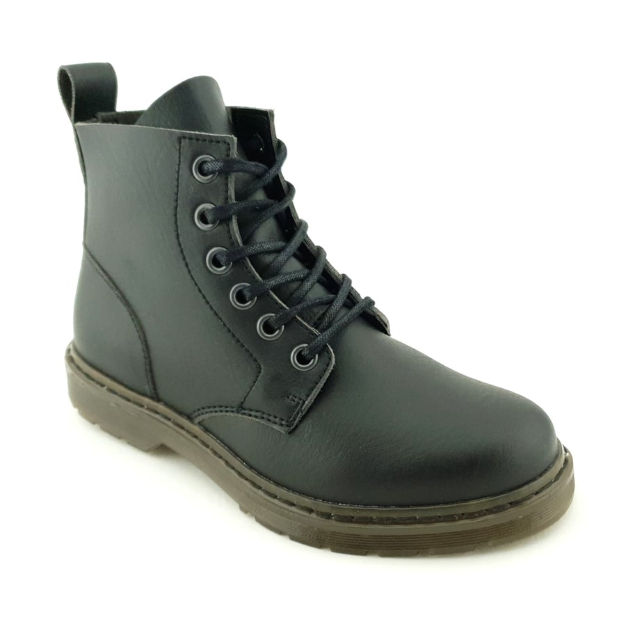 Image of Vaquita - Black and Black