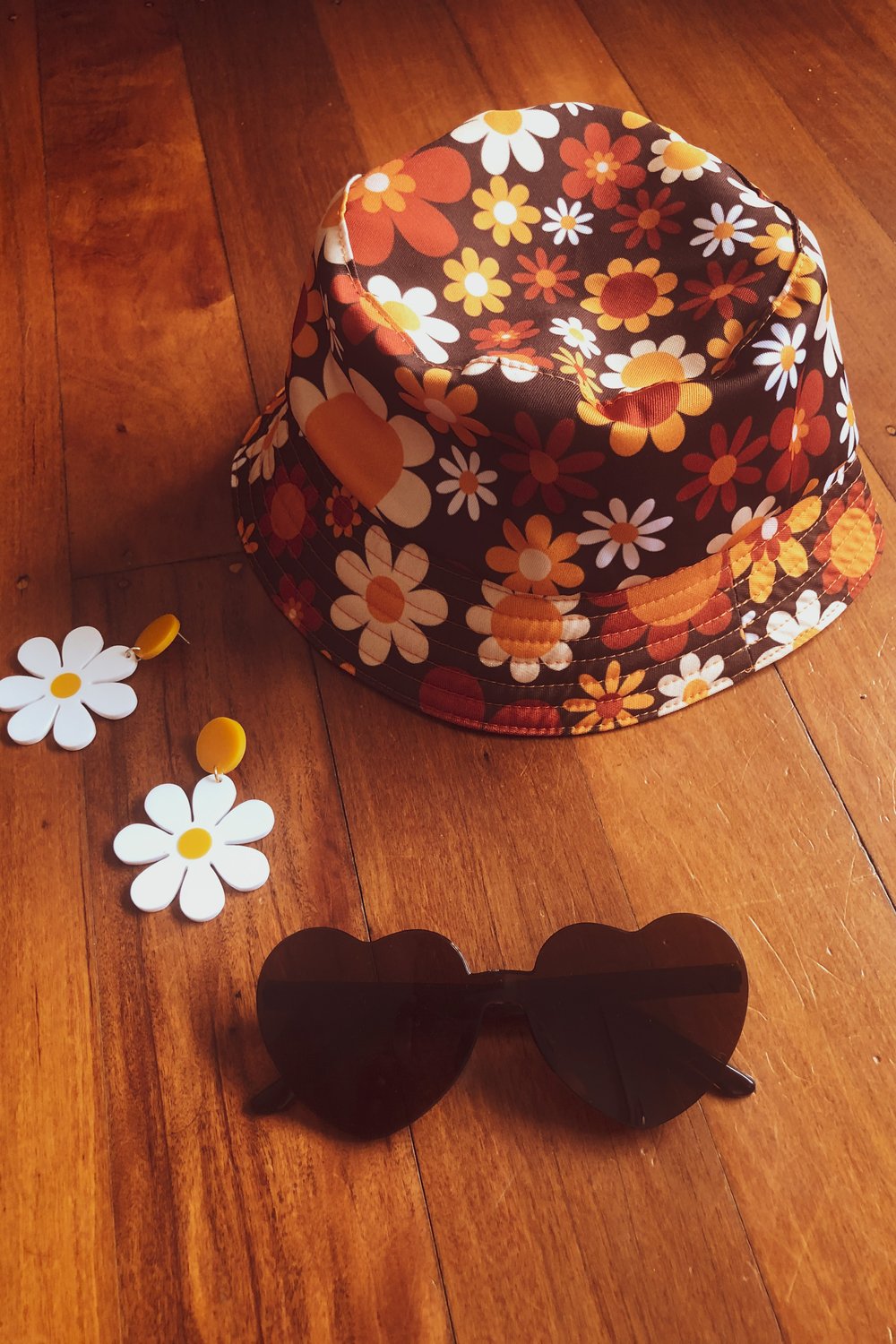 Bucket hat in Sunny side up Brown 