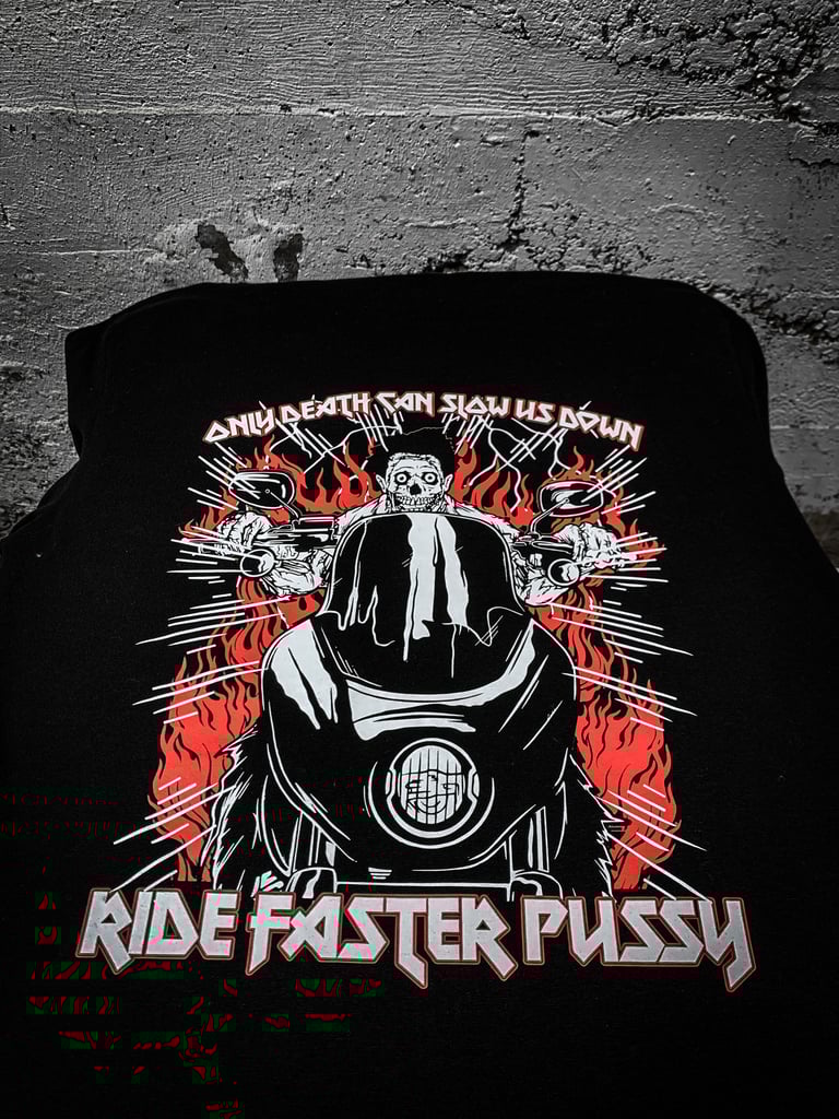 the "Richard" Tee Image 4