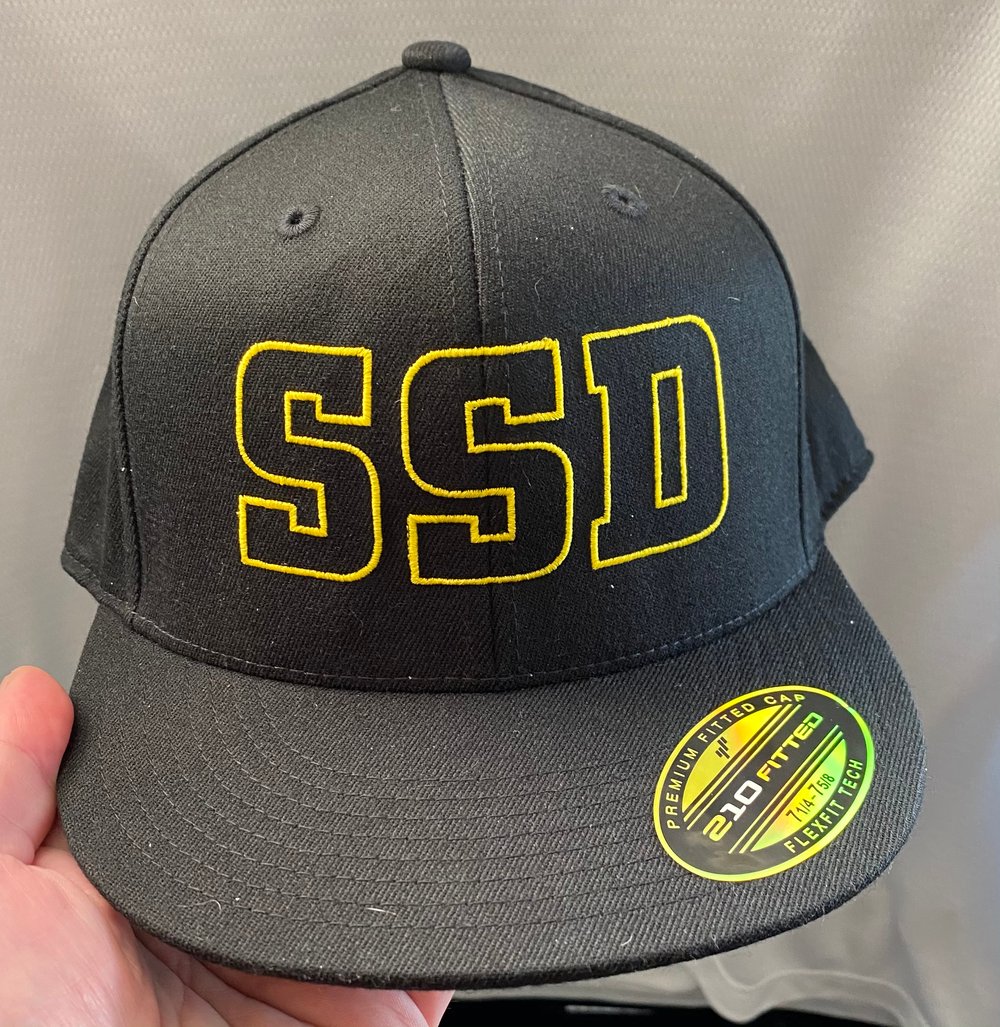 Flat Bill Fitted Flexfit Black Gold Outline SSD Logo Hat