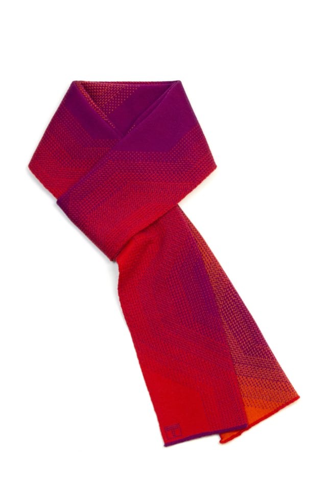 PRISMA red - dark pink - orange, by Thijs Verhaar