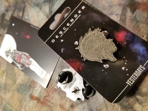 Descender Tim21 diestruck lapel pin