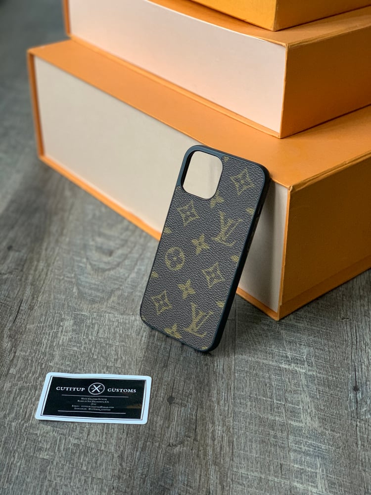 Brown Louis Vuitton Monogram iPhone 12/12 Pro Case