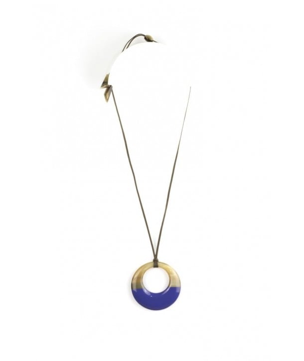 Indigo lacquer & Blond horn Ring pendant 