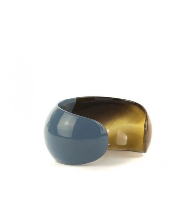 Blue-gray lacquered natural horn rounded cuff