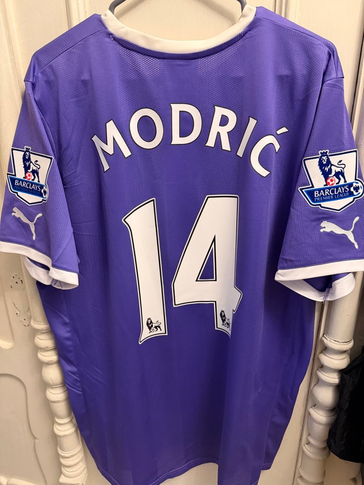 Image of Tottenham Hotspur “MODRIĆ 14” 2011/12 Away Shirt + PL patches XL