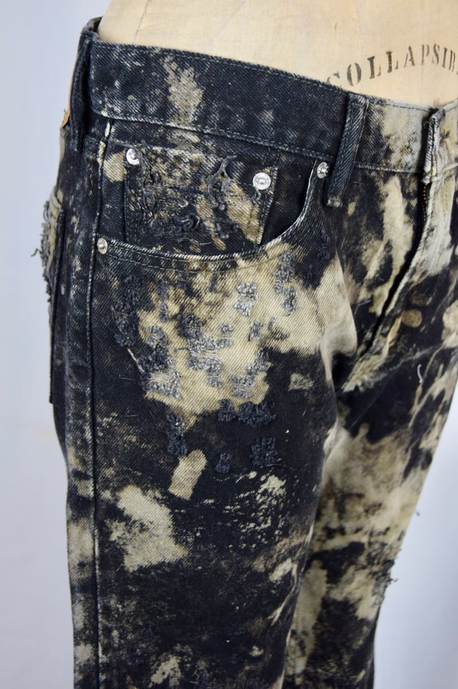 Image of Vintage distressed Levis 