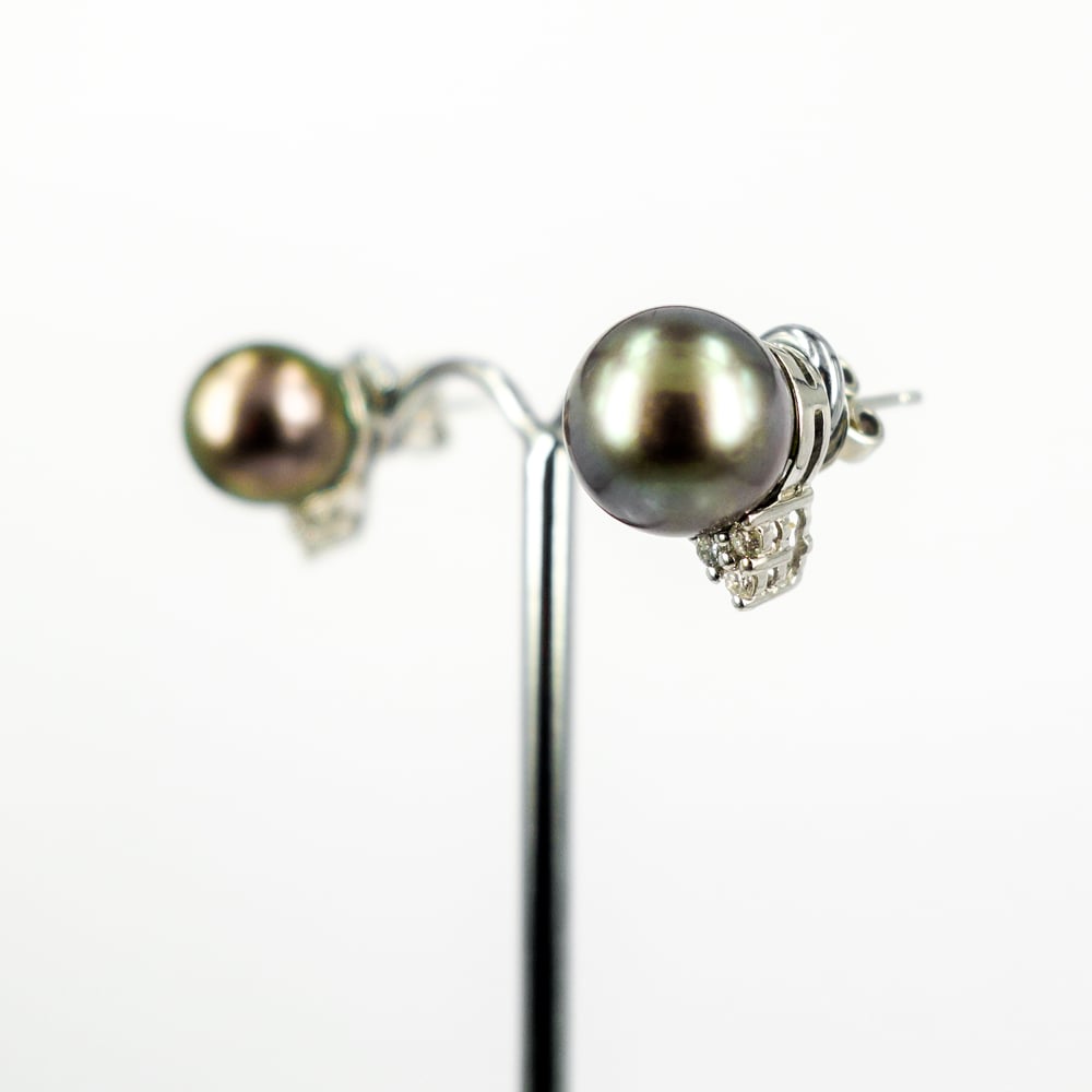 Image of Tahitian pearl and diamond stud earrings. E1531