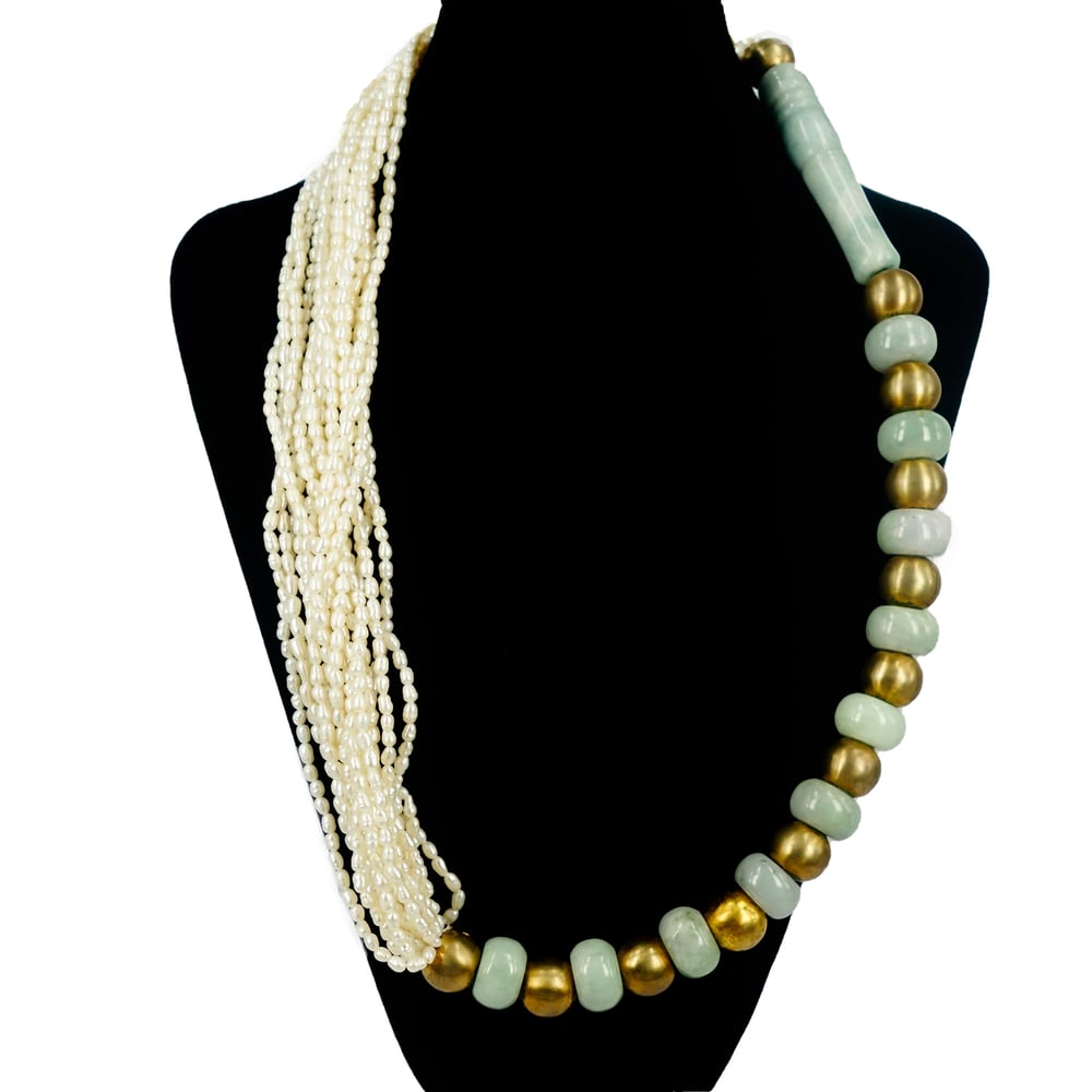 Image of Dramatic seed pearl and jadeite statement necklace. M2519