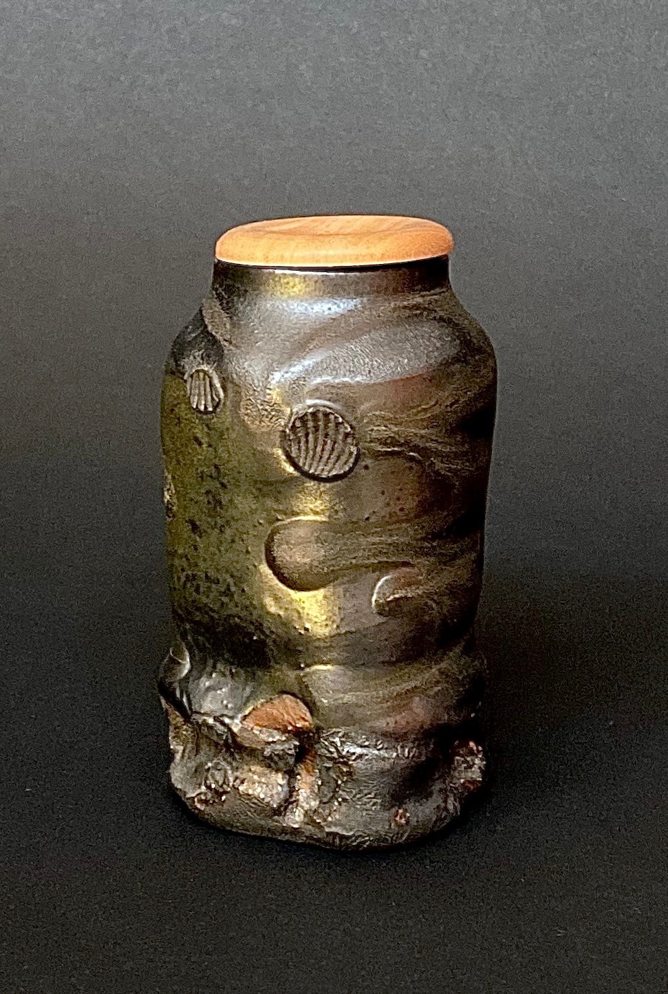 Small lidded container #11