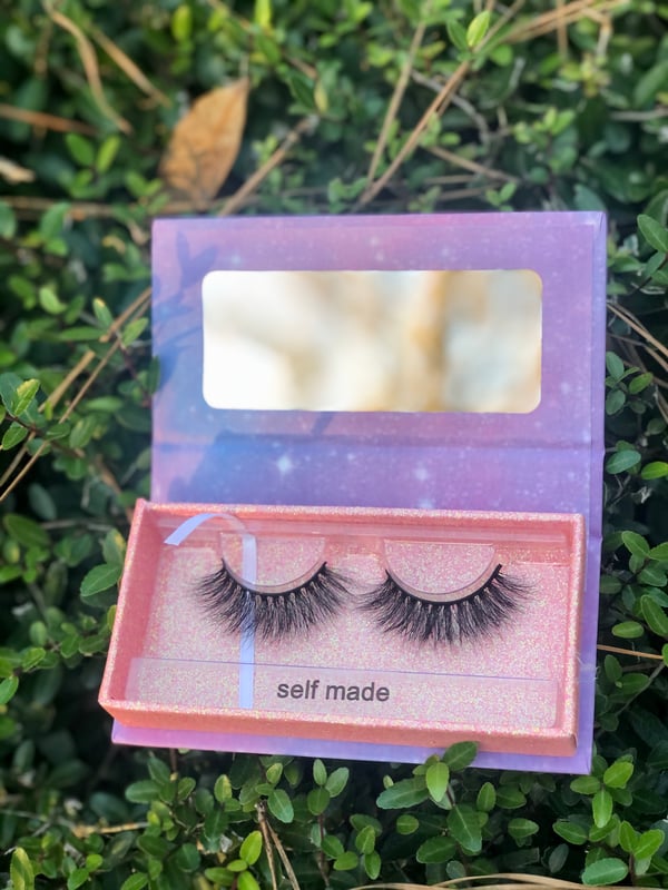 Image of Self Made(16mm)