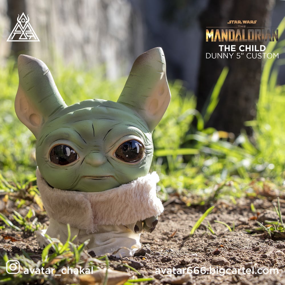 Image of The child (Baby Yoda)