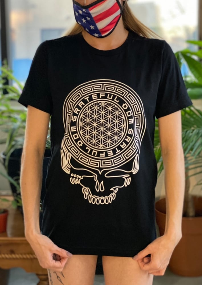 Image of Black w/ white steal your flower design