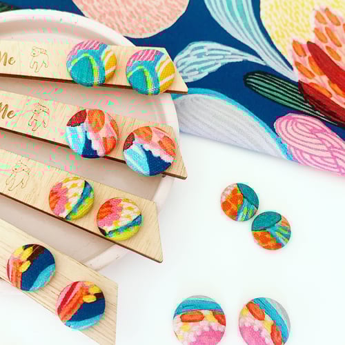 Image of 'A Painters Palette' Abstract Studs