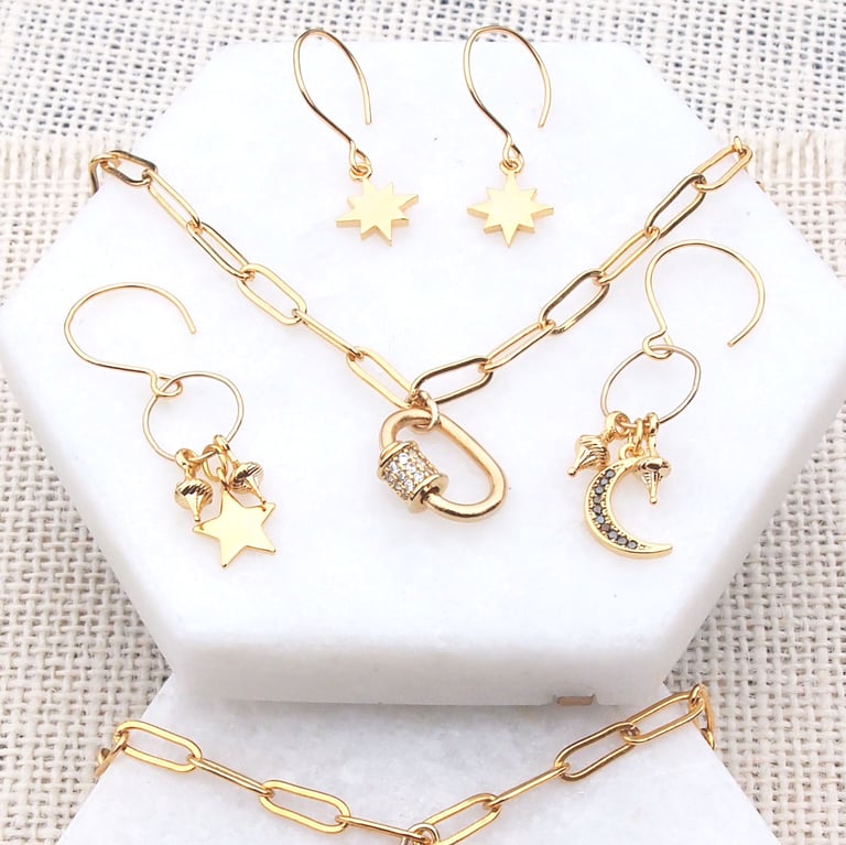 Gold Star Earrings Image 3