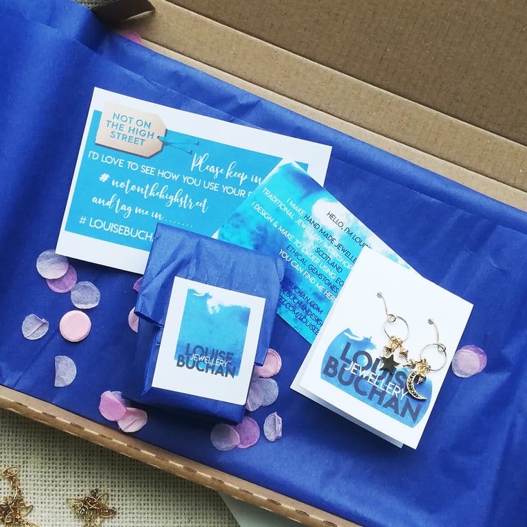 Gold Star Earrings Image 5