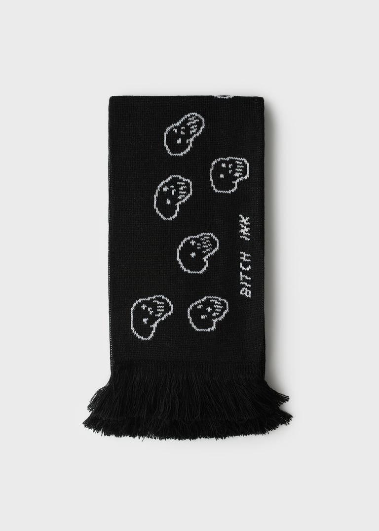 Skull Scarf Image 2