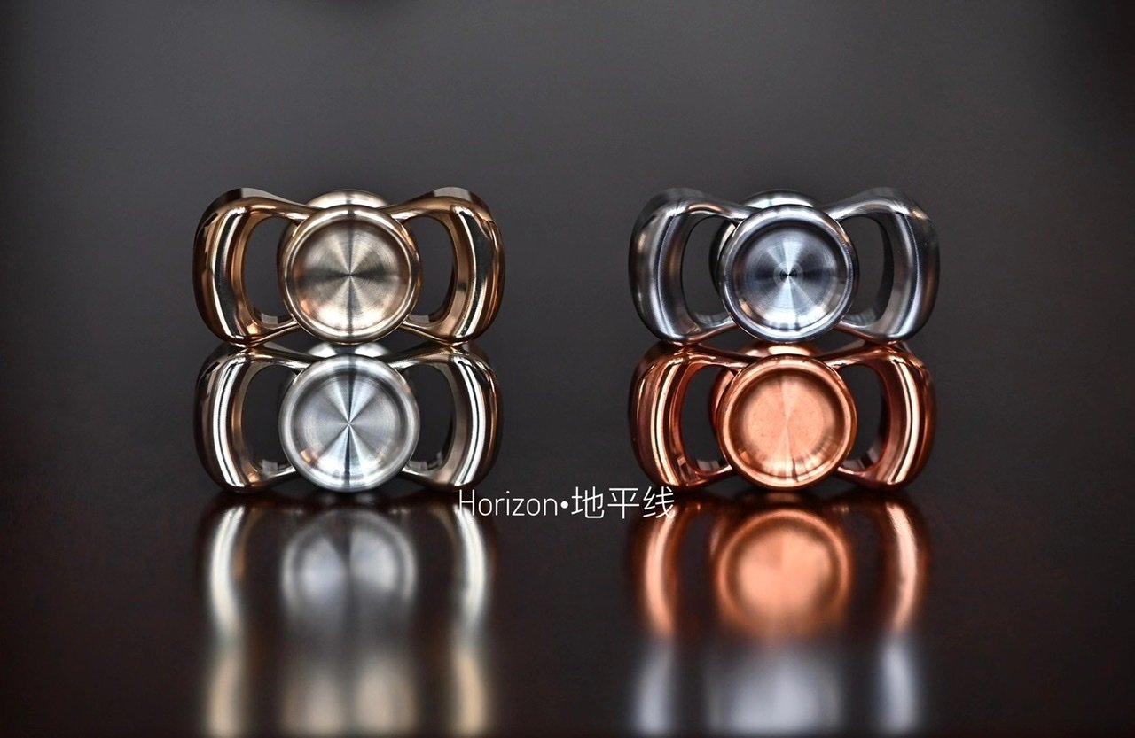 Standard material Horizon spinner fidget toys | KINETICS ASIA Standard material Horizon spinner fidget toys | KINETICS ASIA