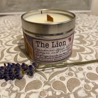 Image 3 of The Lion, The Witch & The Wardrobe 100ml Candle Collection