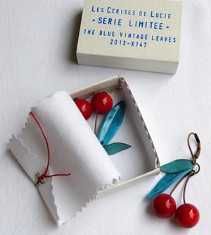Image of Boucles Cerises Série Limitée Blue Vintage - Fantaisie
