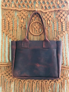 Image of Expedition Tote in MAHOGANY