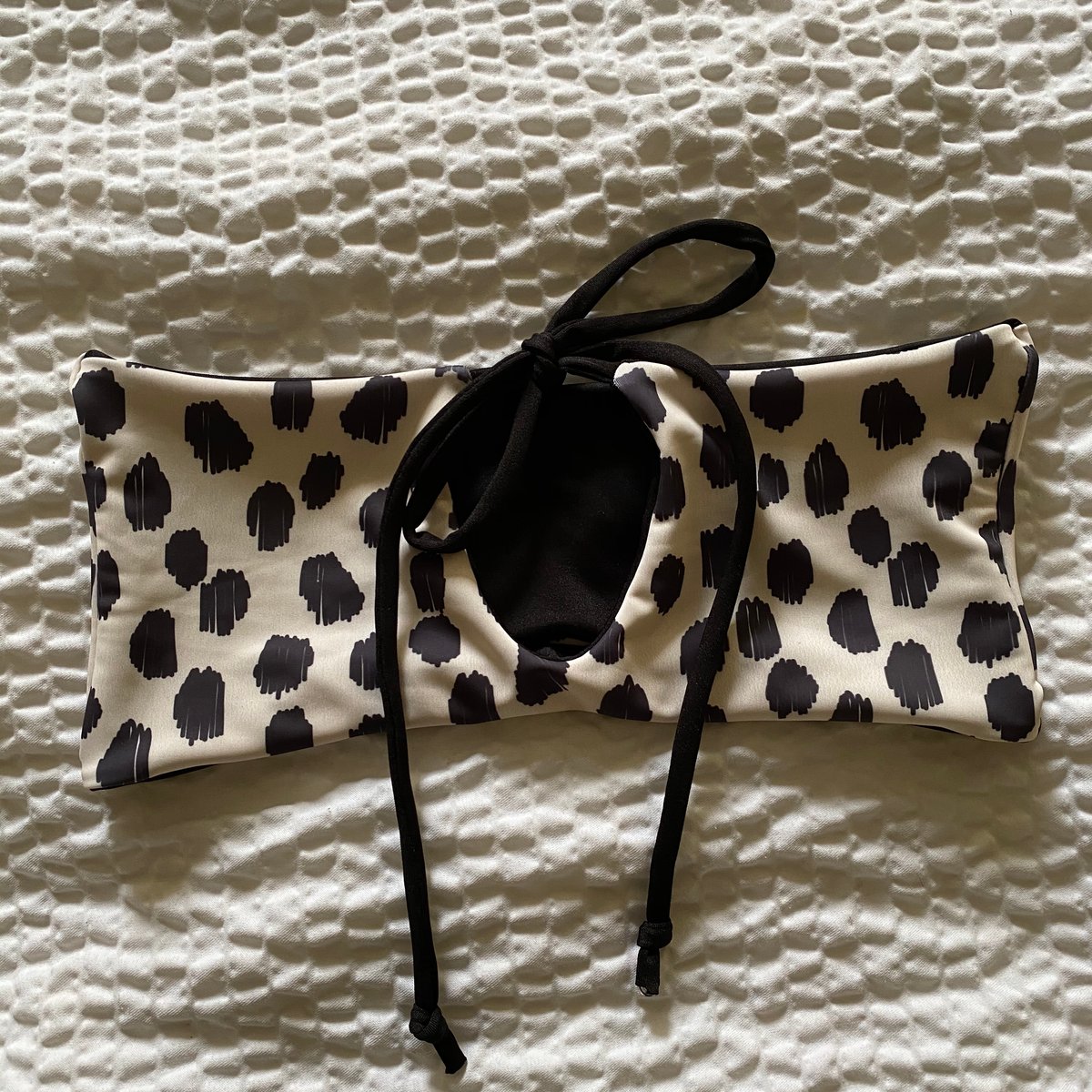 Image of ECO EX MULTI WAY TOP : NEUTRAL WILD X BLACK 