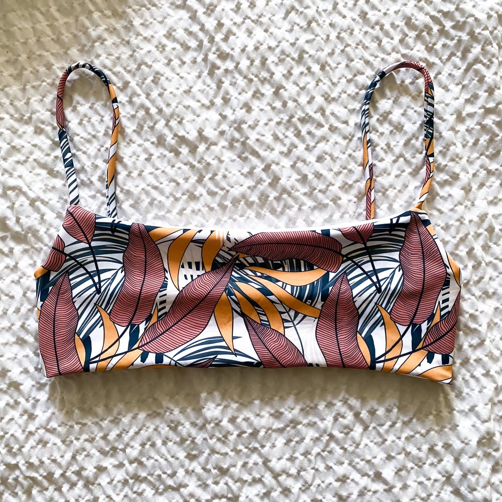 Image of LEXI TOP : BANANA PEACH X WHITE 