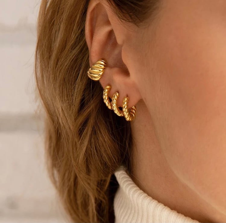 Image of Dainty Twisted Huggy Hoops