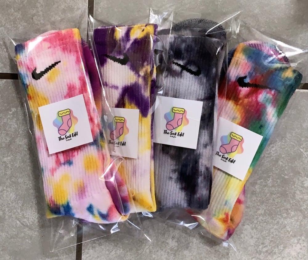 Image of NIKE EVERYDAY CUSTOM DYE SOCKS SIZE LARGE “4 PACK DREAM TEAM”