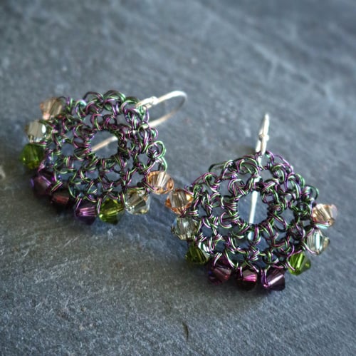 Image of CRESCENT  EARRINGS - Evergreen