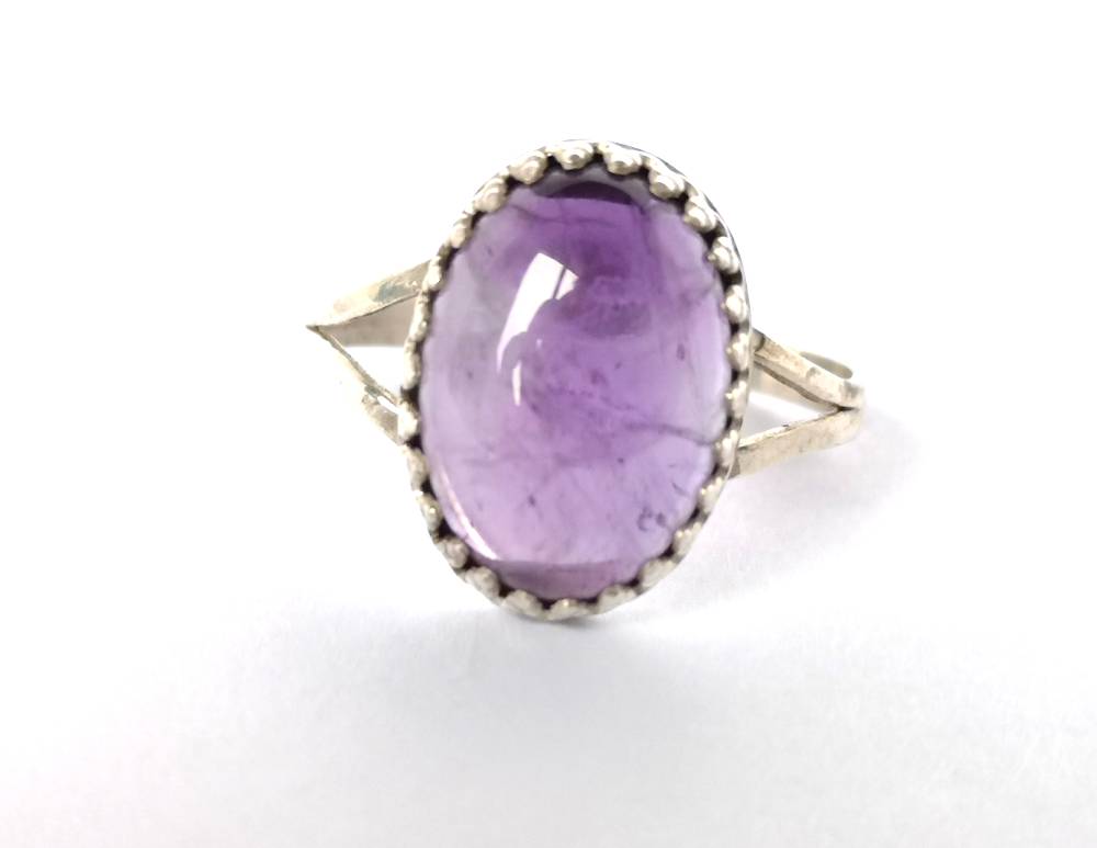 Image of Bague purple hase