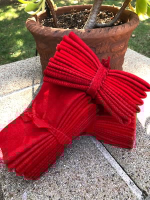 Image of Scarlet Hand Dyed Wool 5 Piece Bundle - Two Sizes