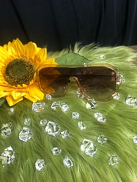 Image 3 of Big Vintage Style
