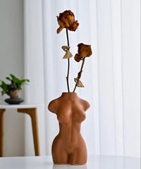 Art of the Women Body Vase 