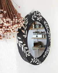 Image 2 of Specchio "Màvros Parnassus"