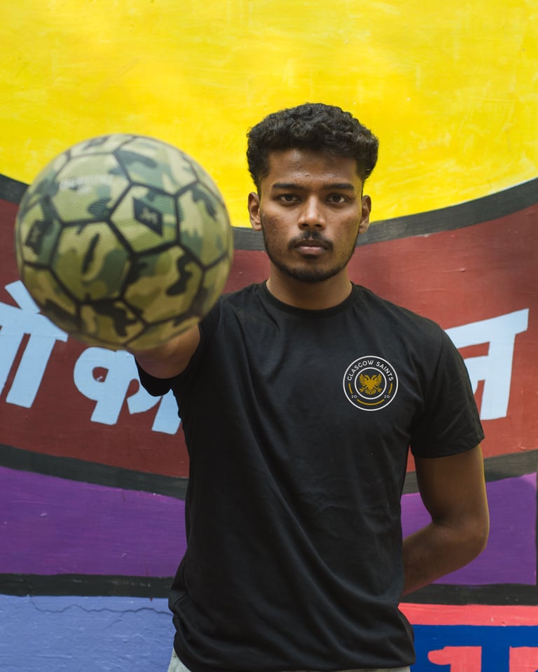 Club Tee - Black Image 4